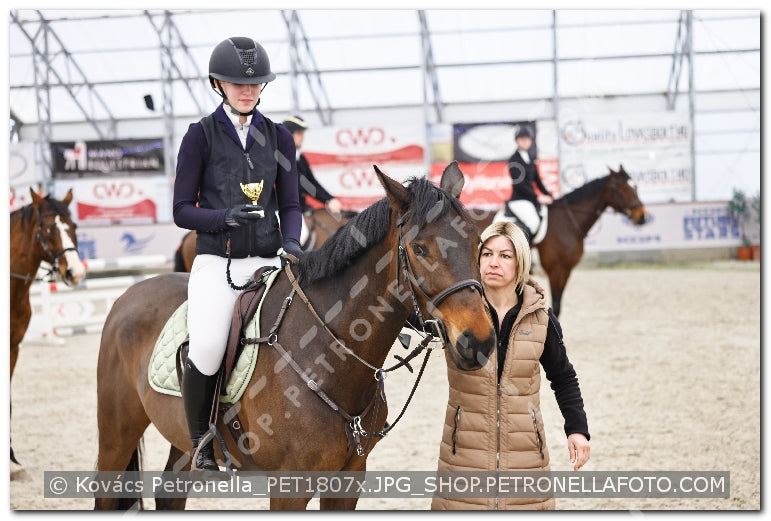 A kép az eredeti csökkentett reprezentációja