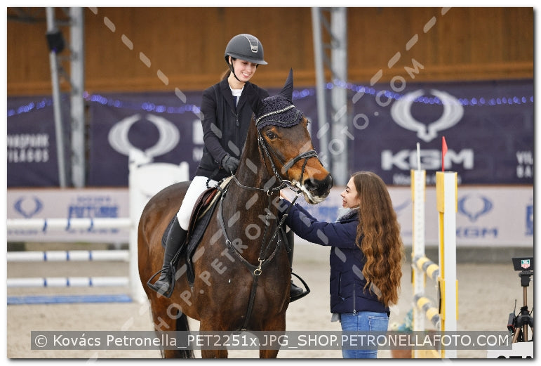 A kép az eredeti csökkentett reprezentációja