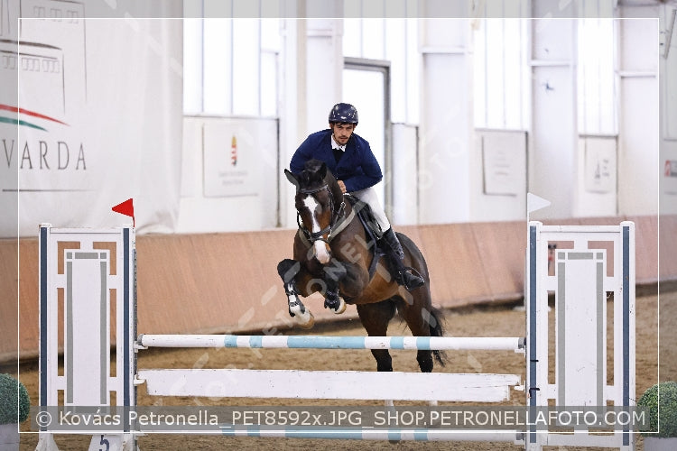 A kép az eredeti csökkentett reprezentációja