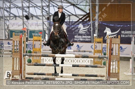 A kép az eredeti csökkentett reprezentációja