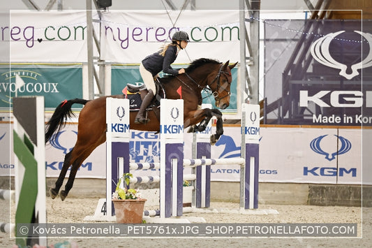 A kép az eredeti csökkentett reprezentációja