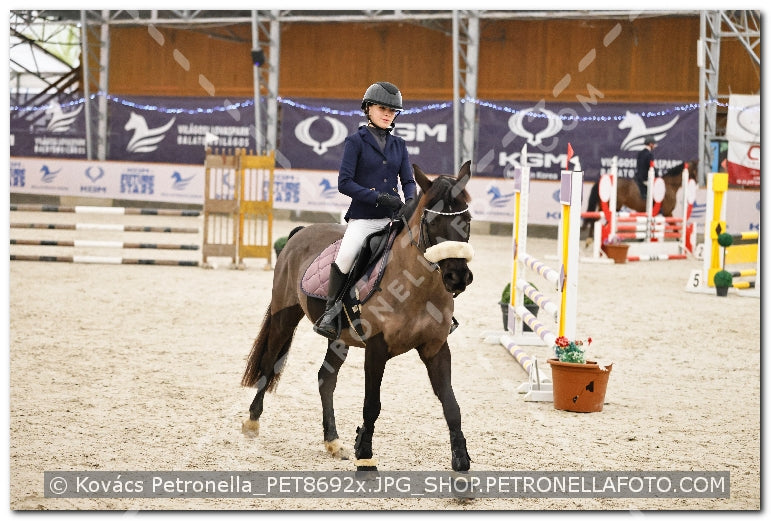 A kép az eredeti csökkentett reprezentációja
