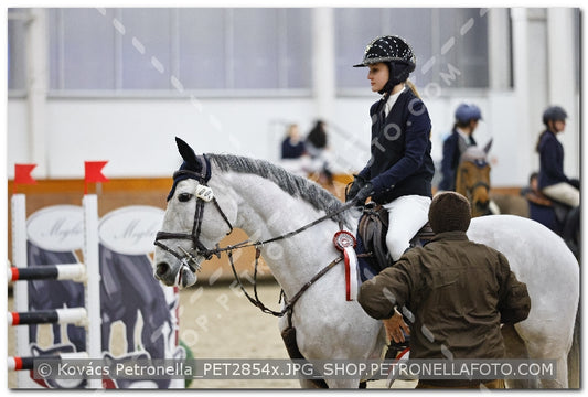 A kép az eredeti csökkentett reprezentációja