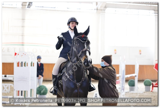 A kép az eredeti csökkentett reprezentációja