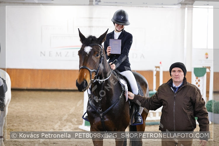 A kép az eredeti csökkentett reprezentációja