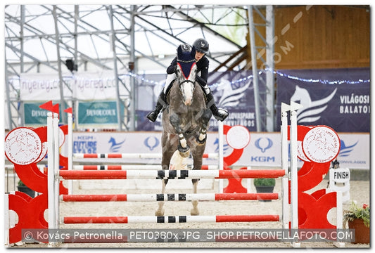 A kép az eredeti csökkentett reprezentációja