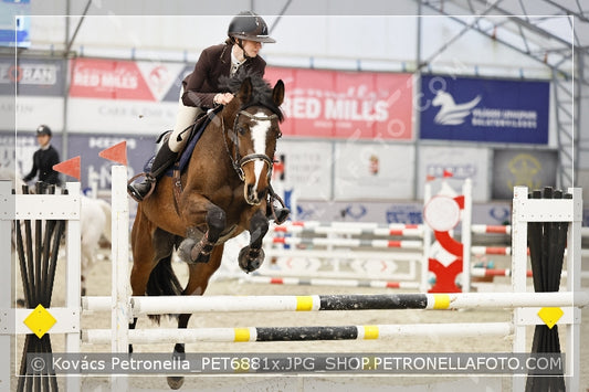A kép az eredeti csökkentett reprezentációja