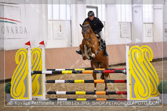 A kép az eredeti csökkentett reprezentációja