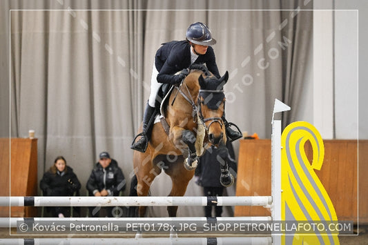 A kép az eredeti csökkentett reprezentációja