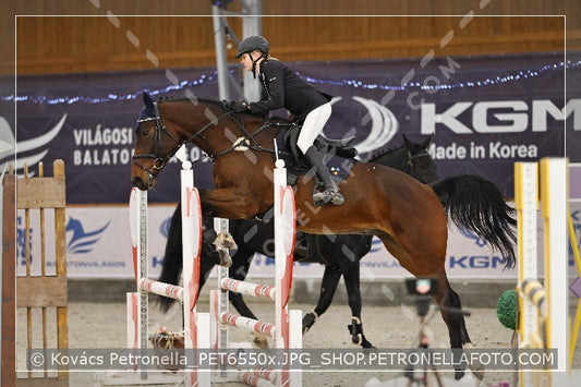A kép az eredeti csökkentett reprezentációja
