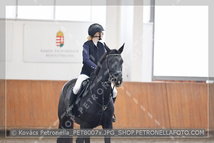 A kép az eredeti csökkentett reprezentációja