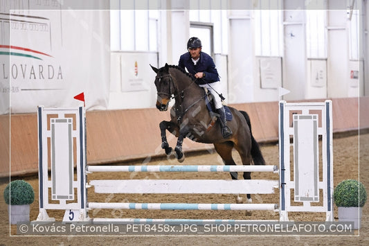 A kép az eredeti csökkentett reprezentációja