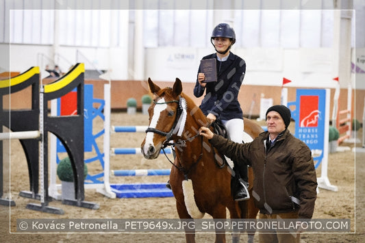 A kép az eredeti csökkentett reprezentációja