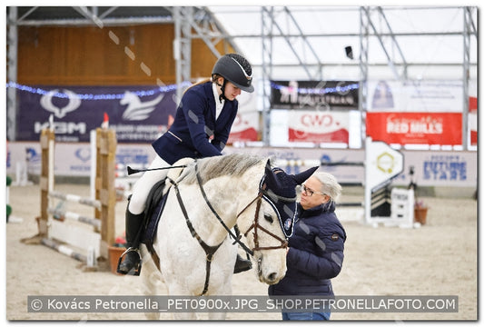 A kép az eredeti csökkentett reprezentációja