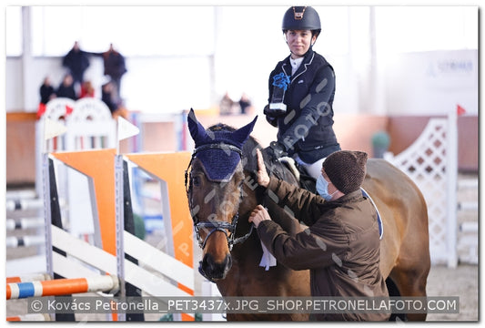 A kép az eredeti csökkentett reprezentációja
