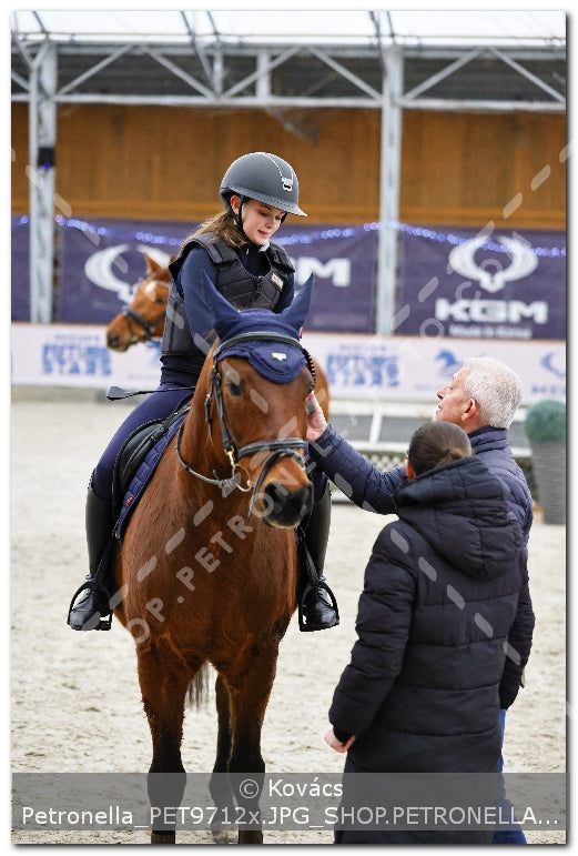 A kép az eredeti csökkentett reprezentációja