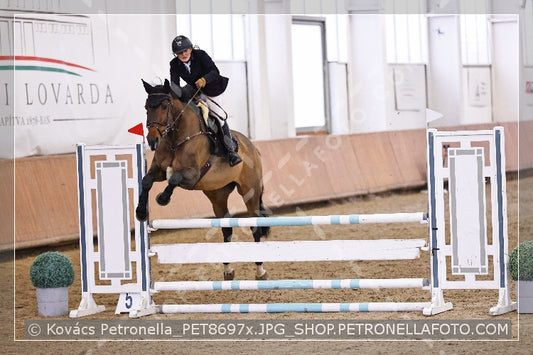 A kép az eredeti csökkentett reprezentációja