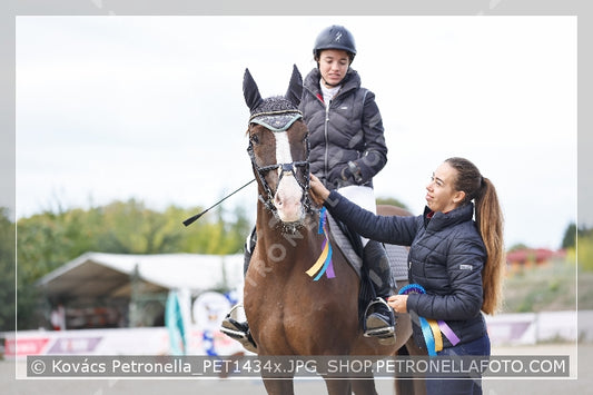 A kép az eredeti csökkentett reprezentációja