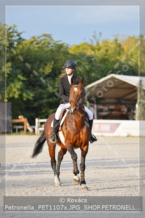 A kép az eredeti csökkentett reprezentációja