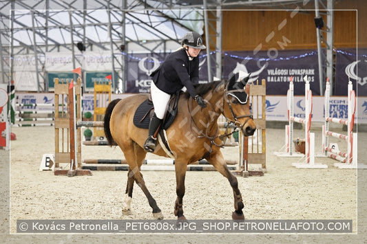 A kép az eredeti csökkentett reprezentációja