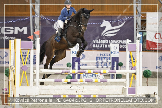 A kép az eredeti csökkentett reprezentációja