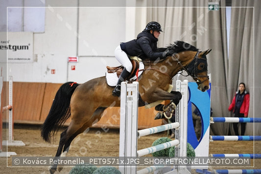 A kép az eredeti csökkentett reprezentációja