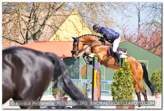 A kép az eredeti csökkentett reprezentációja