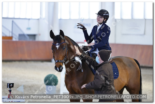 A kép az eredeti csökkentett reprezentációja
