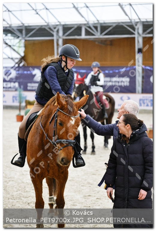A kép az eredeti csökkentett reprezentációja