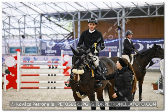A kép az eredeti csökkentett reprezentációja