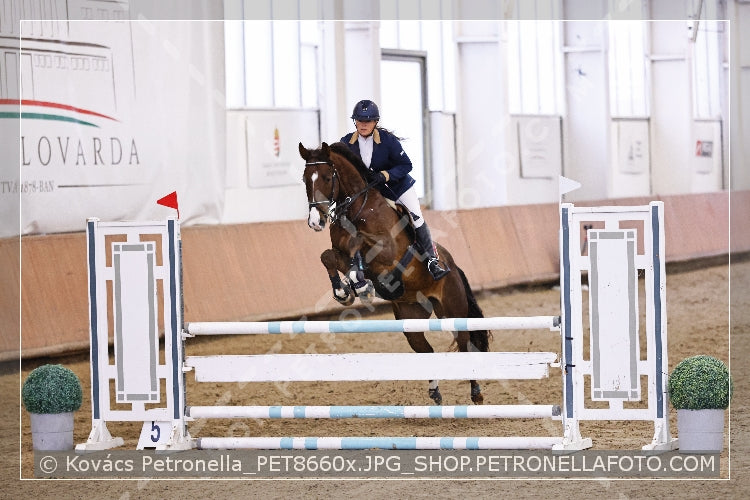 A kép az eredeti csökkentett reprezentációja