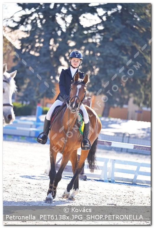 A kép az eredeti csökkentett reprezentációja