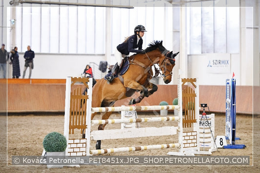 A kép az eredeti csökkentett reprezentációja
