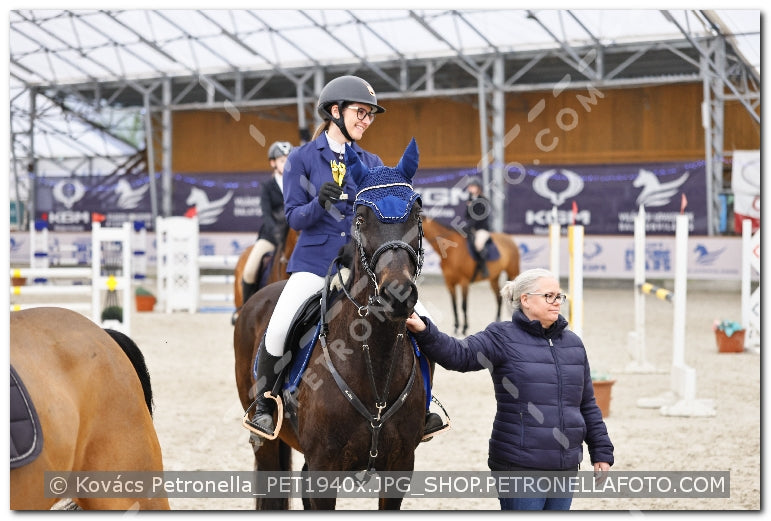 A kép az eredeti csökkentett reprezentációja