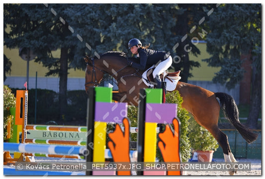A kép az eredeti csökkentett reprezentációja