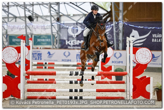 A kép az eredeti csökkentett reprezentációja