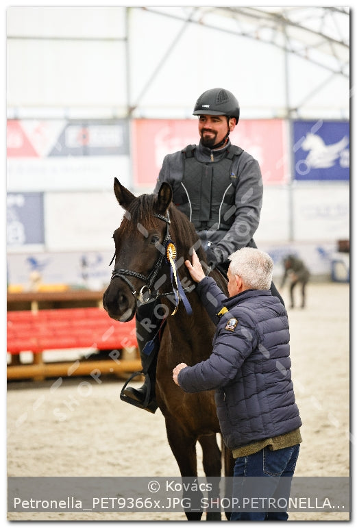 A kép az eredeti csökkentett reprezentációja