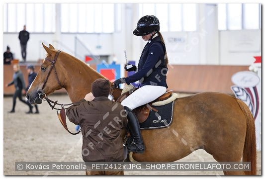 A kép az eredeti csökkentett reprezentációja