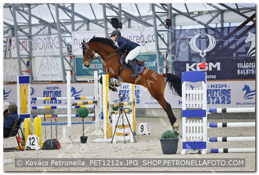 A kép az eredeti csökkentett reprezentációja