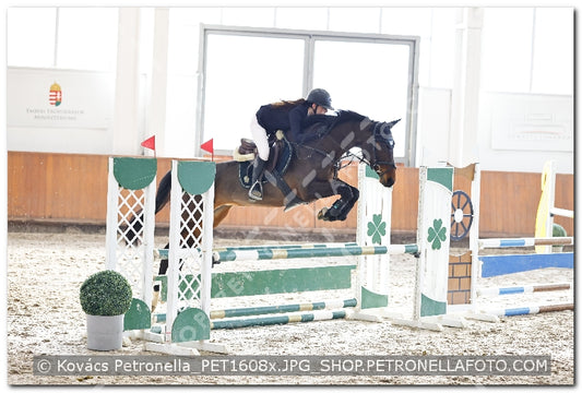 A kép az eredeti csökkentett reprezentációja