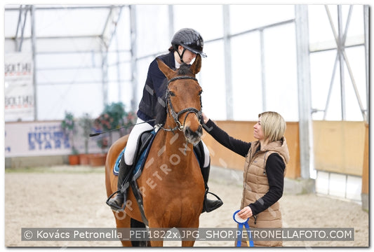 A kép az eredeti csökkentett reprezentációja