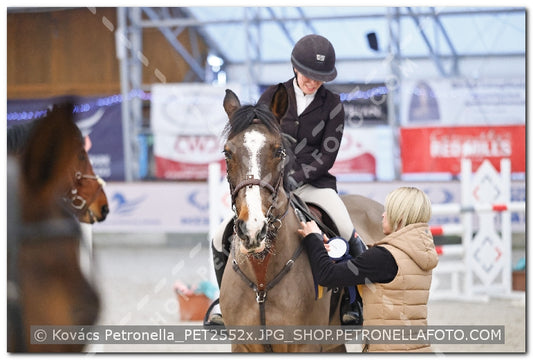 A kép az eredeti csökkentett reprezentációja