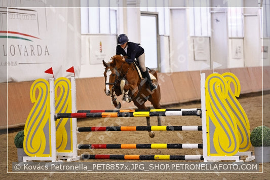 A kép az eredeti csökkentett reprezentációja