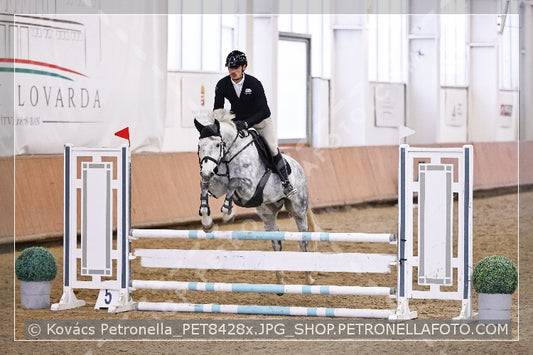 A kép az eredeti csökkentett reprezentációja