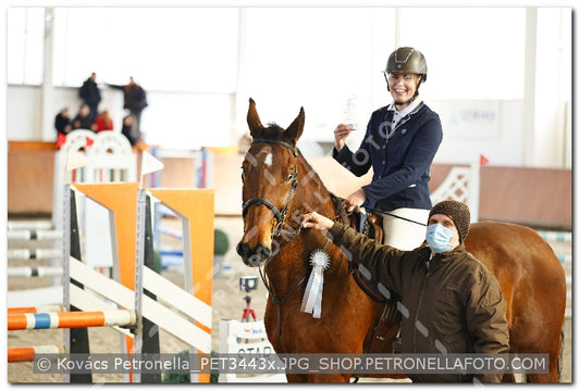 A kép az eredeti csökkentett reprezentációja