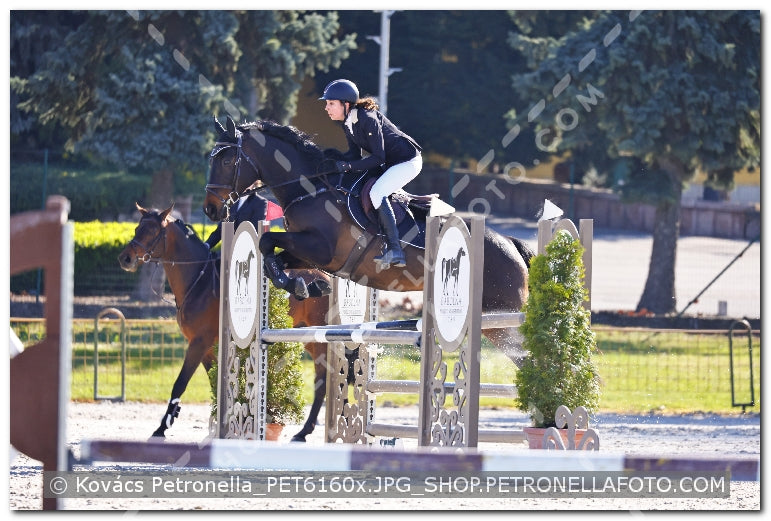 A kép az eredeti csökkentett reprezentációja