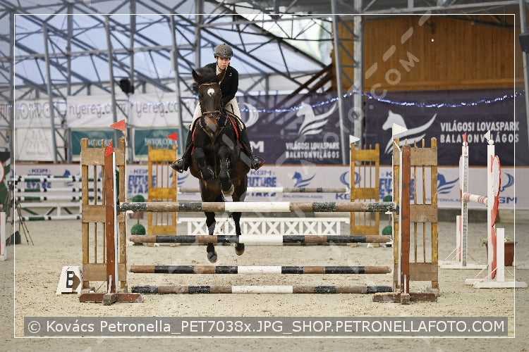 A kép az eredeti csökkentett reprezentációja