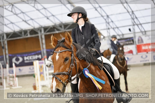 A kép az eredeti csökkentett reprezentációja