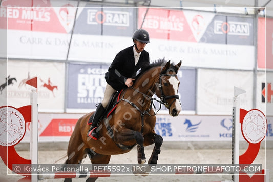 A kép az eredeti csökkentett reprezentációja