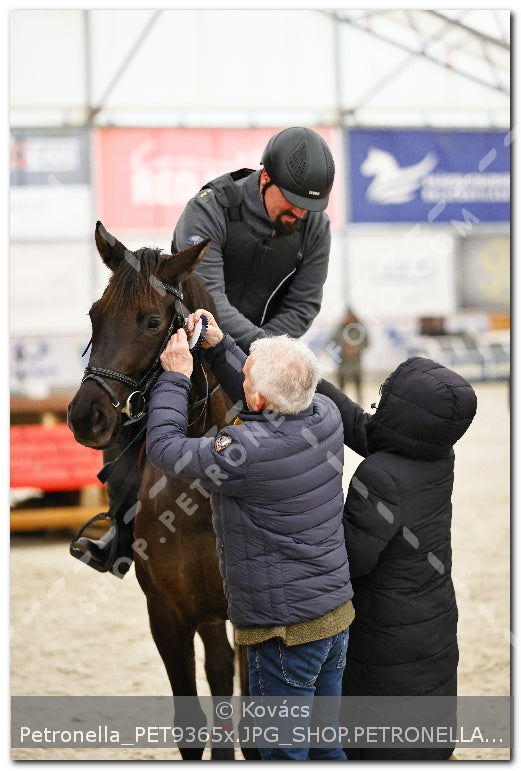 A kép az eredeti csökkentett reprezentációja